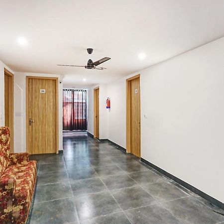 Oyo 81641 Collection O Hotel A1 Residency Neu-Delhi Exterior foto