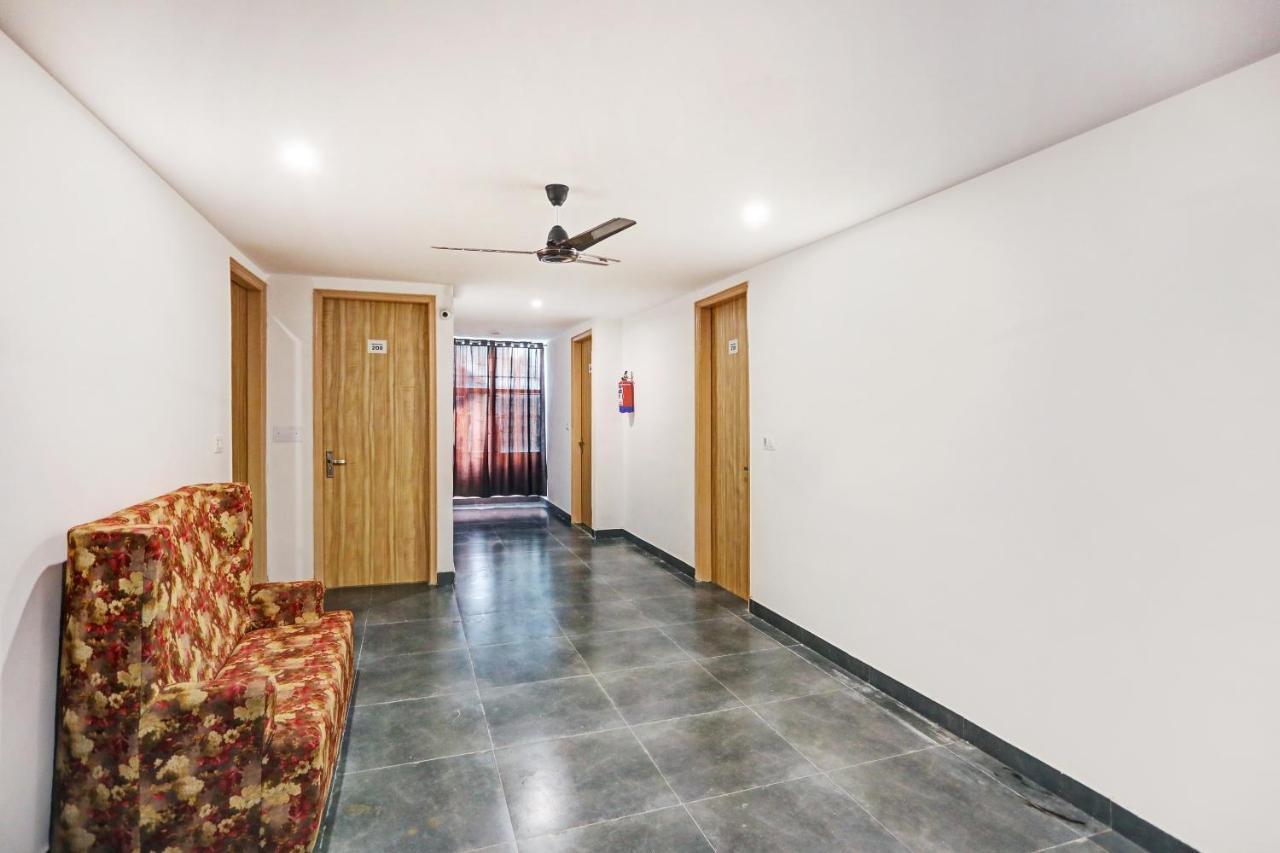 Oyo 81641 Collection O Hotel A1 Residency Neu-Delhi Exterior foto
