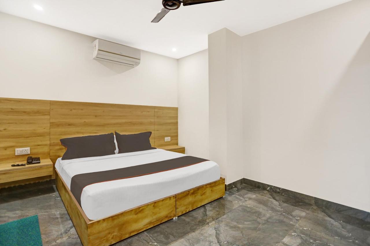 Oyo 81641 Collection O Hotel A1 Residency Neu-Delhi Exterior foto