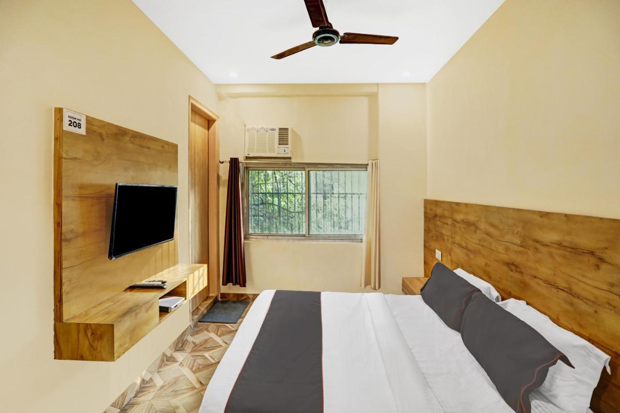 Oyo 81641 Collection O Hotel A1 Residency Neu-Delhi Exterior foto